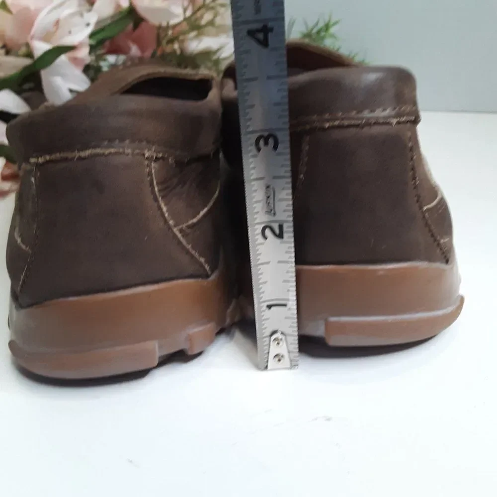 Allen Edmonds Men's size 9D Brown Leather Loafer